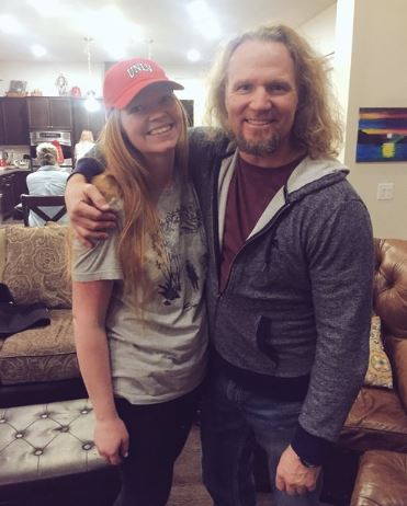 Aspyn Brown with her father Kody Brown